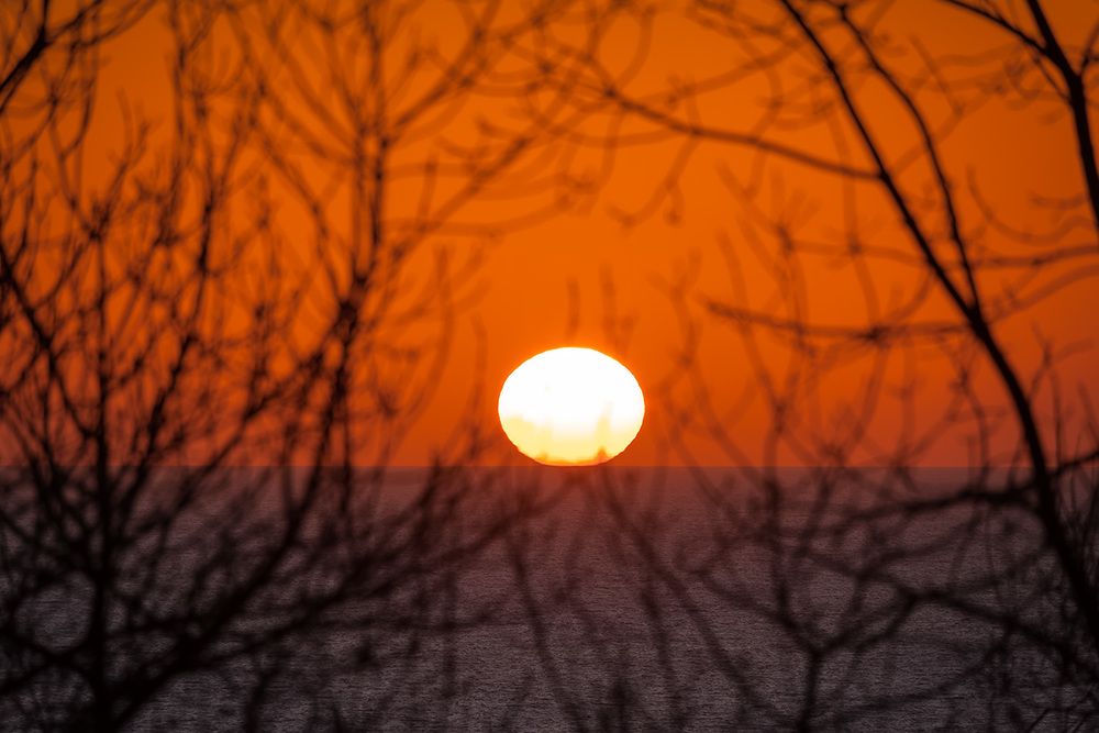 Закат над морем