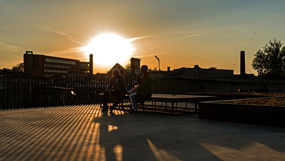 Сouple on the bench