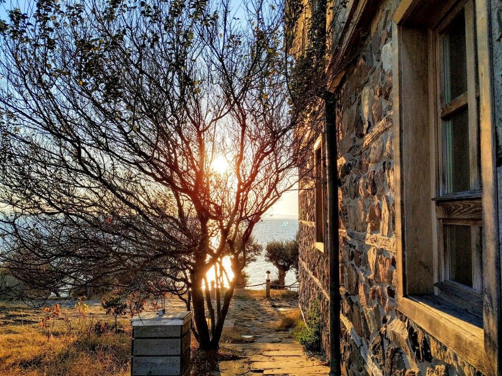 Остров Святой Анастасии, Болгария