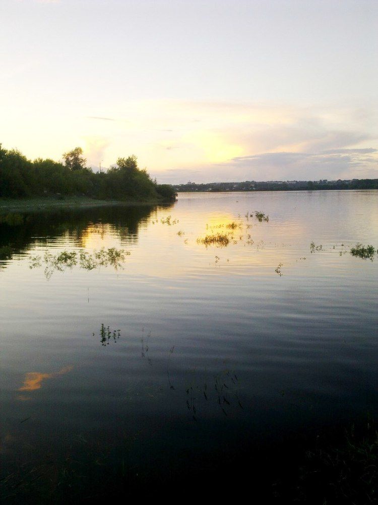 Волга, на закате дня