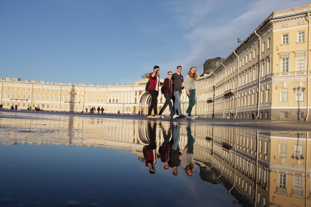 Прикосновение миров