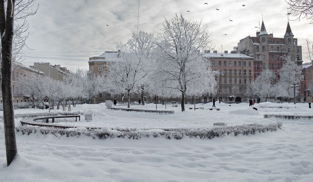 Voskresensky Square
