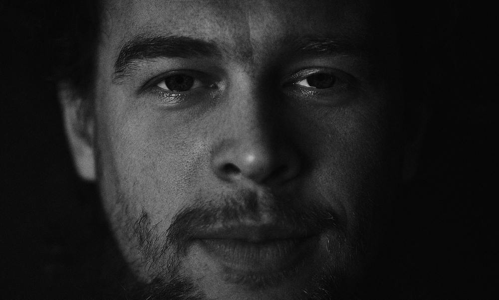 Искрящий взгляд