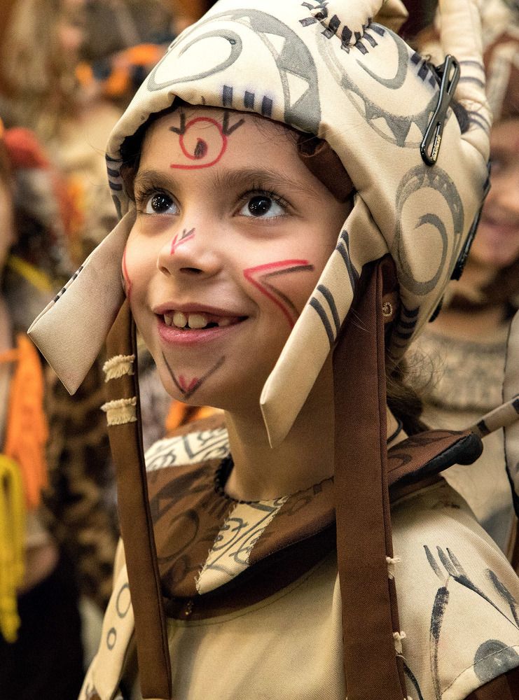 Девчушка из племени