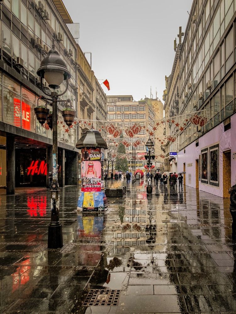 The Rainy liquid street art