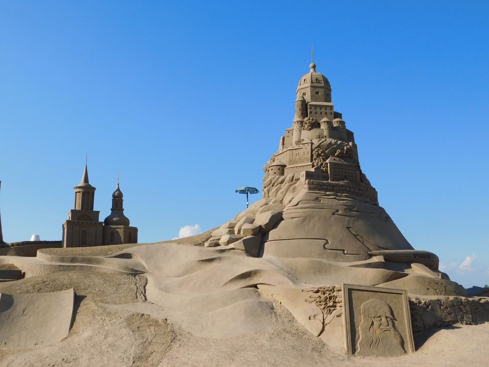 Город из песка