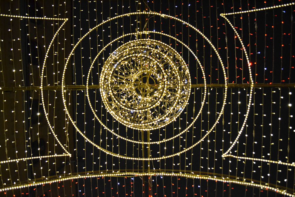 Новогодняя