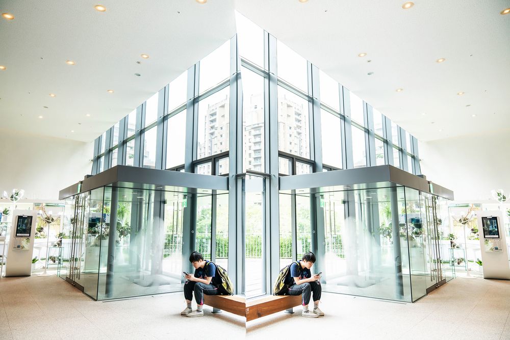 Quiet,Competition,mirror