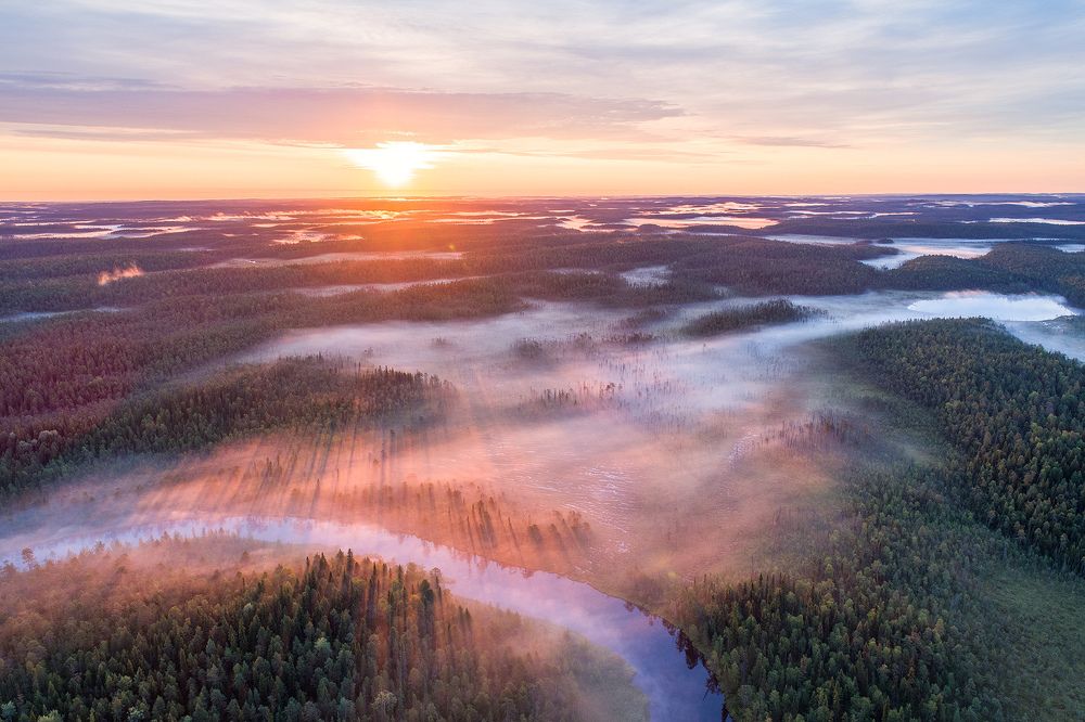 Туманное утро в стране тысячи озёр