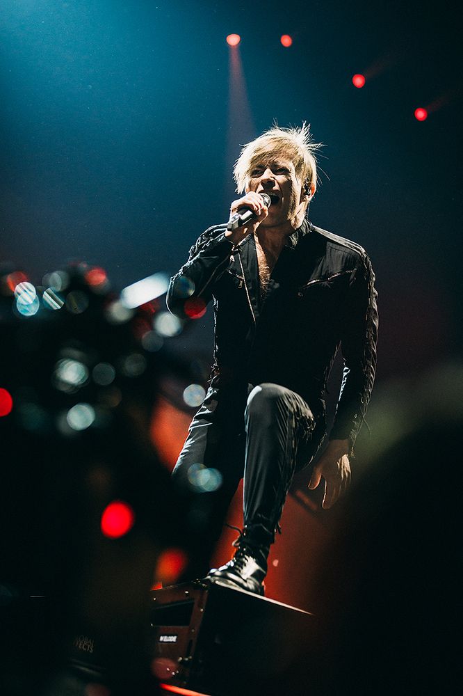 "Горизонт событий"