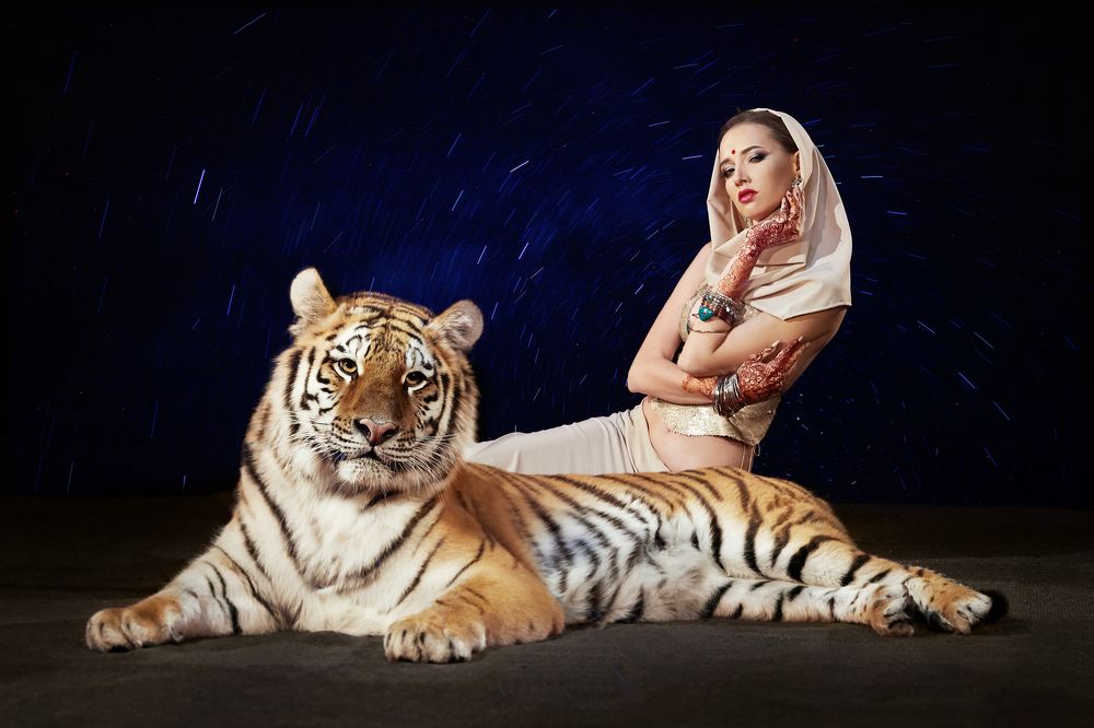 Индийские мотивы.