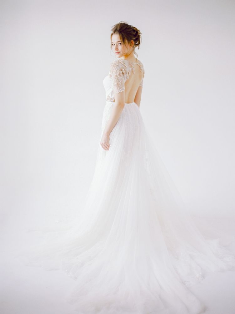 Невеста в платье Rara Avis