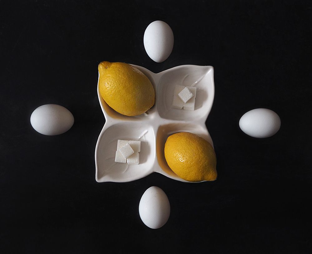 Желтый и белый