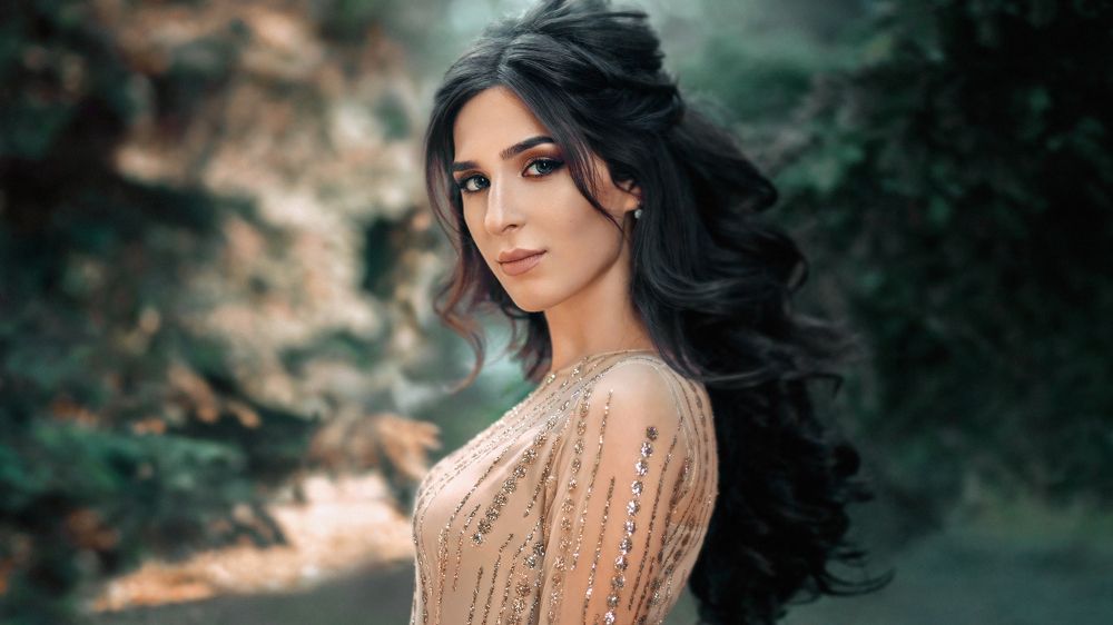 Нармин на выпускном