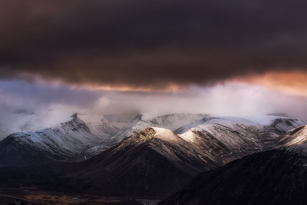 "Хребты безумия"