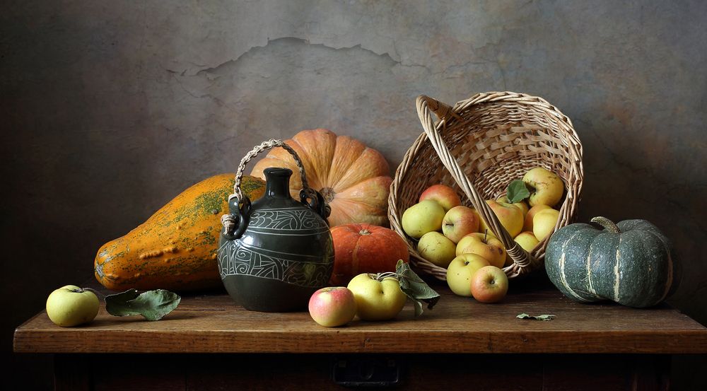 С тыквами и яблоками