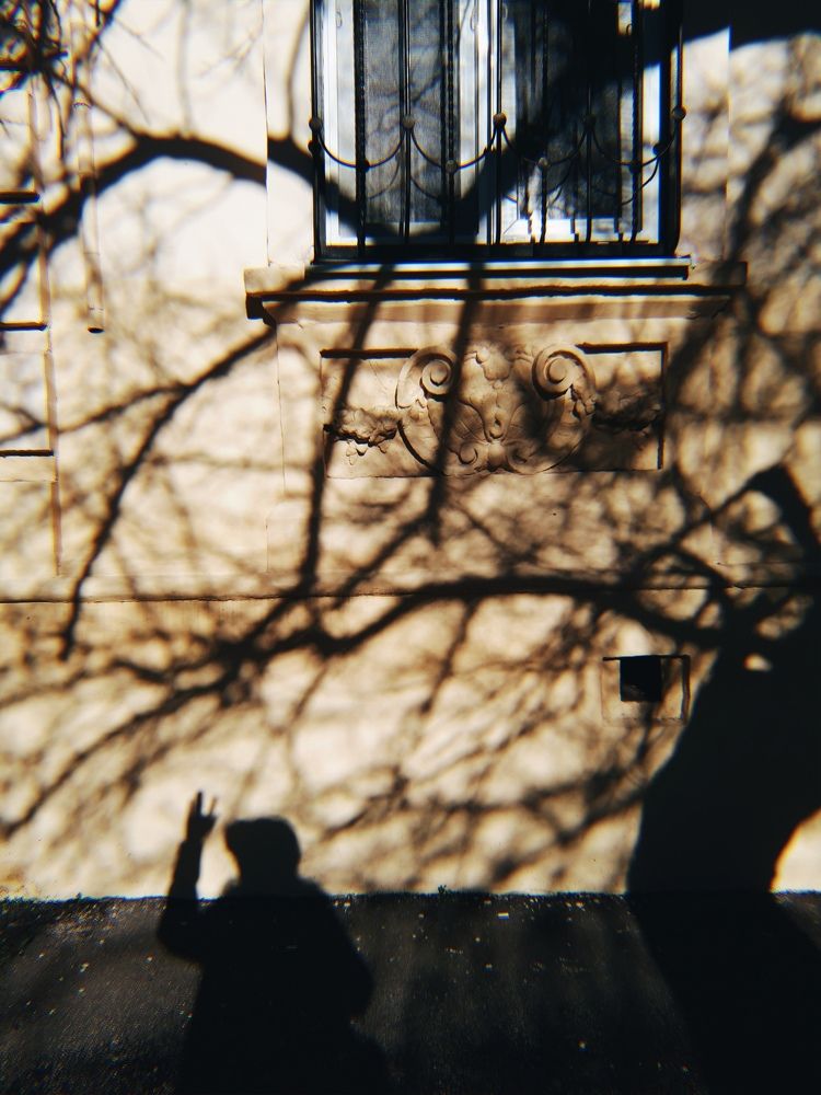 Трещины старого города