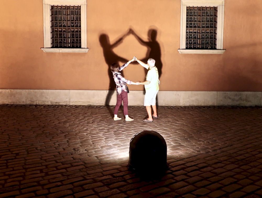 Танец в ночи