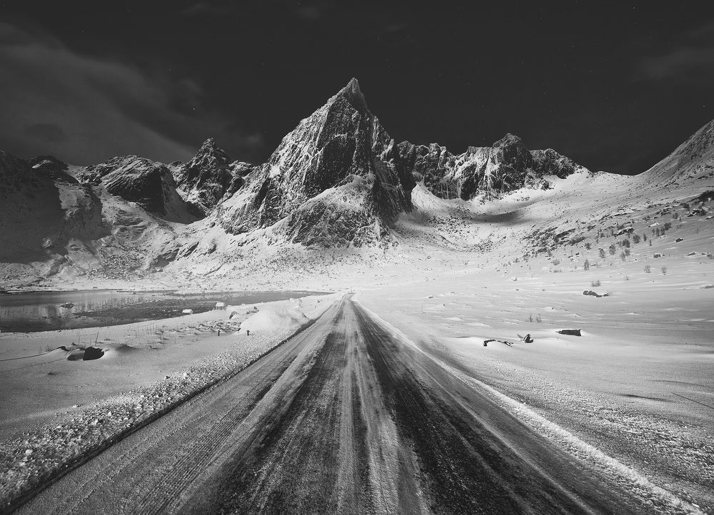 Photograph by Dariusz Bruhnke