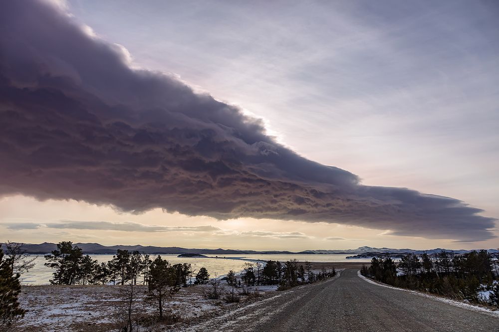 Дорога вдоль Байкала