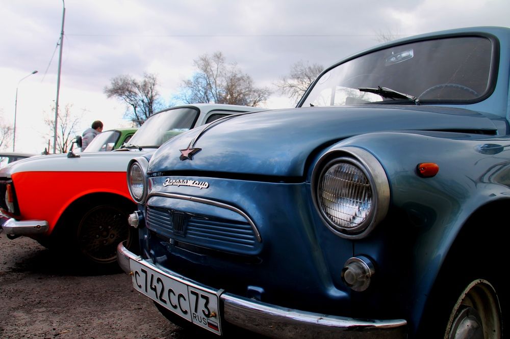 А теперь горбатый