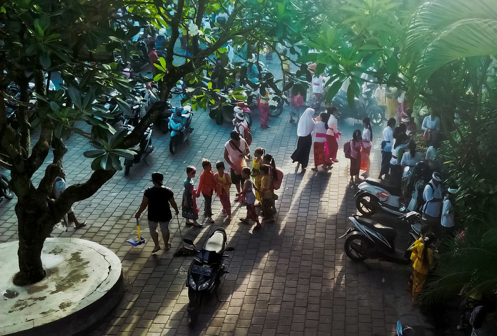 Morning Pray in the School
