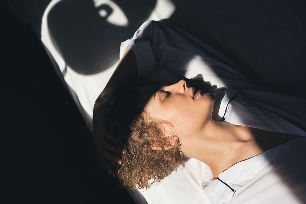 Тени появляются в полдень