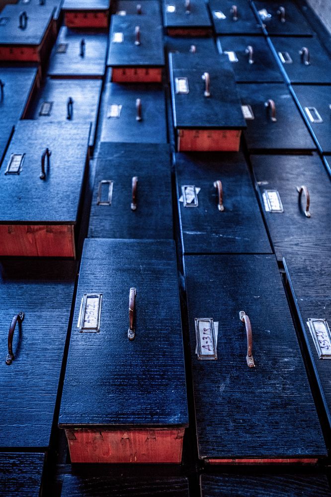 Graves of mankind, dreams...