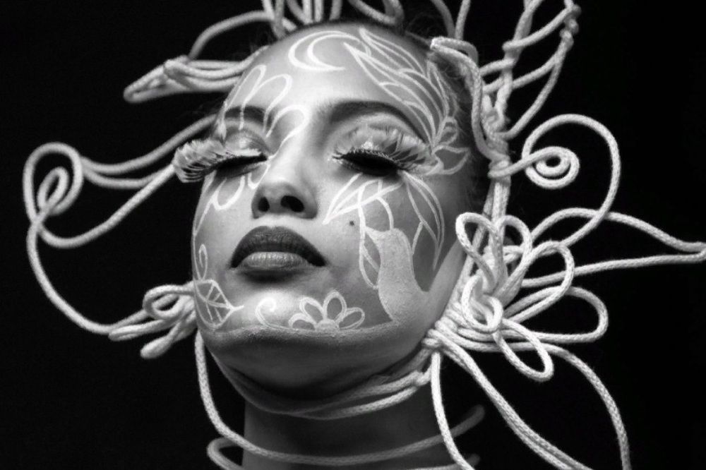 Photograph by Dmitry Izumrudov