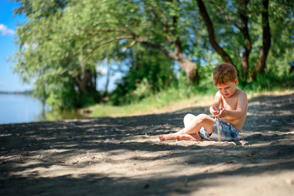 Под тополями