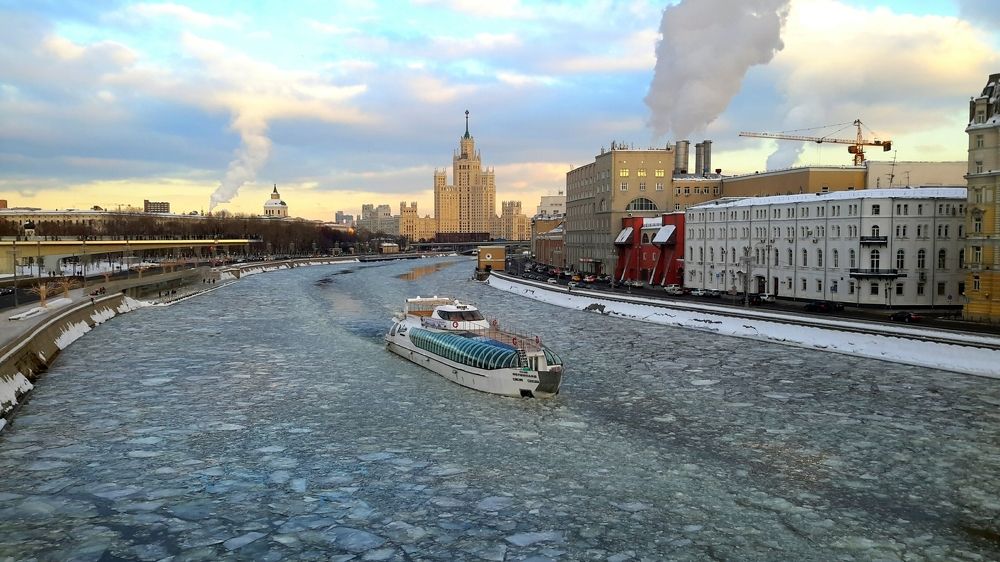 Москварека днем