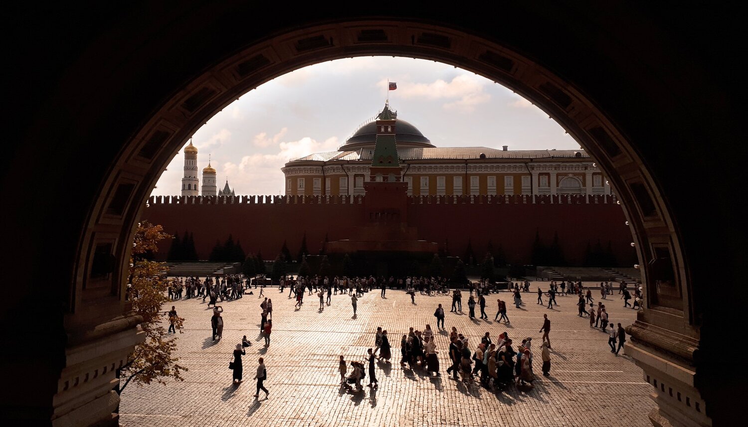 Арка с красивым видом