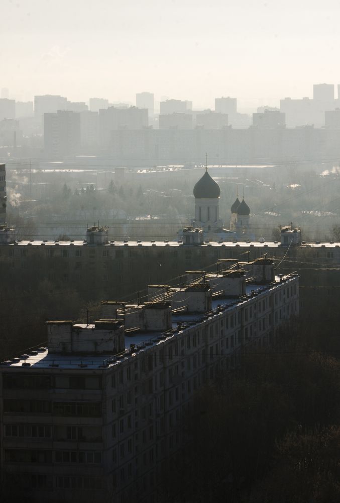 Медведково в дымке