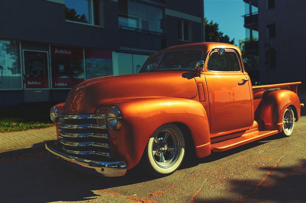 Грузовичок.