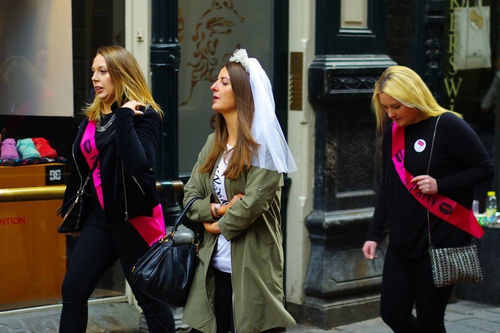 А где жених?