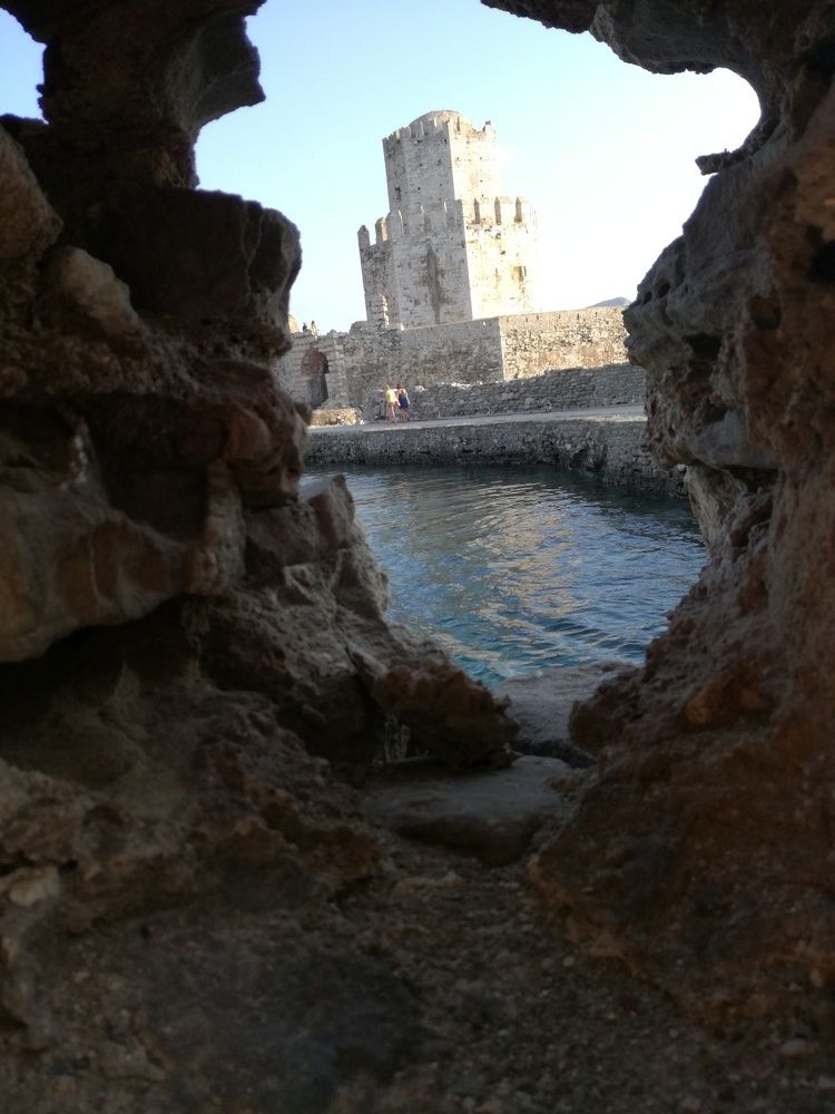 Castle of Methoni Messinias through a hole