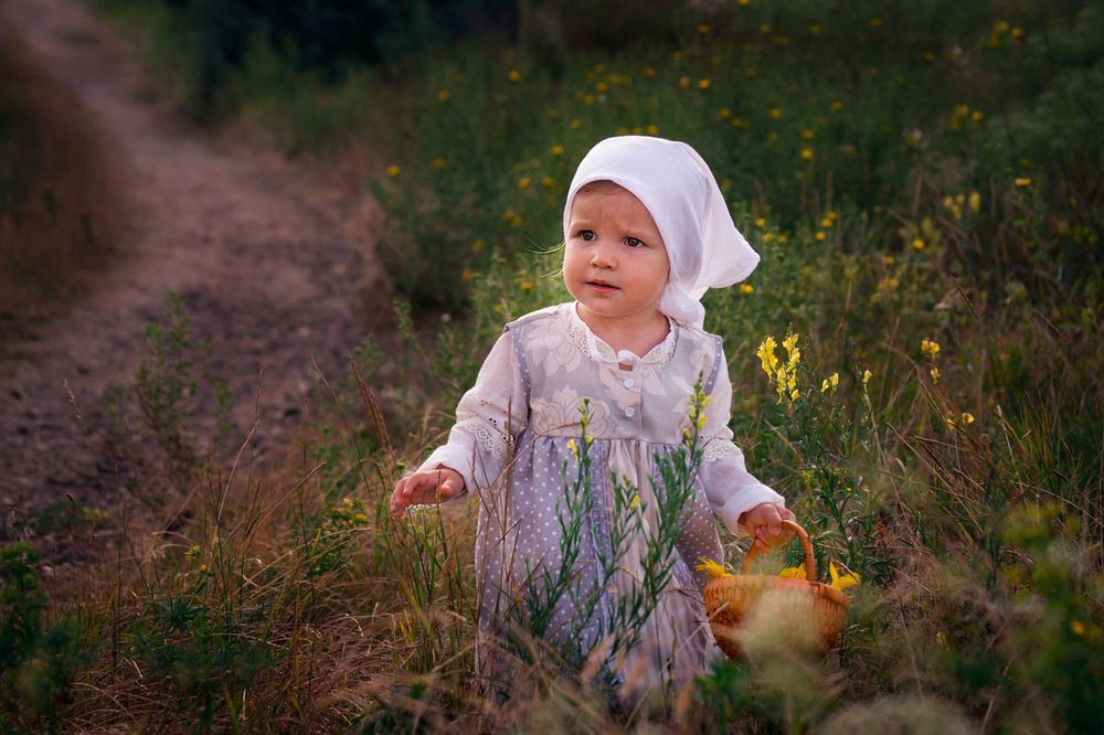 -Тут бабочка не пролетала?
