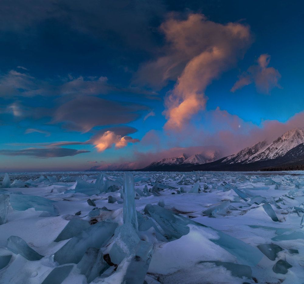 Байкал в марте. Рассвет