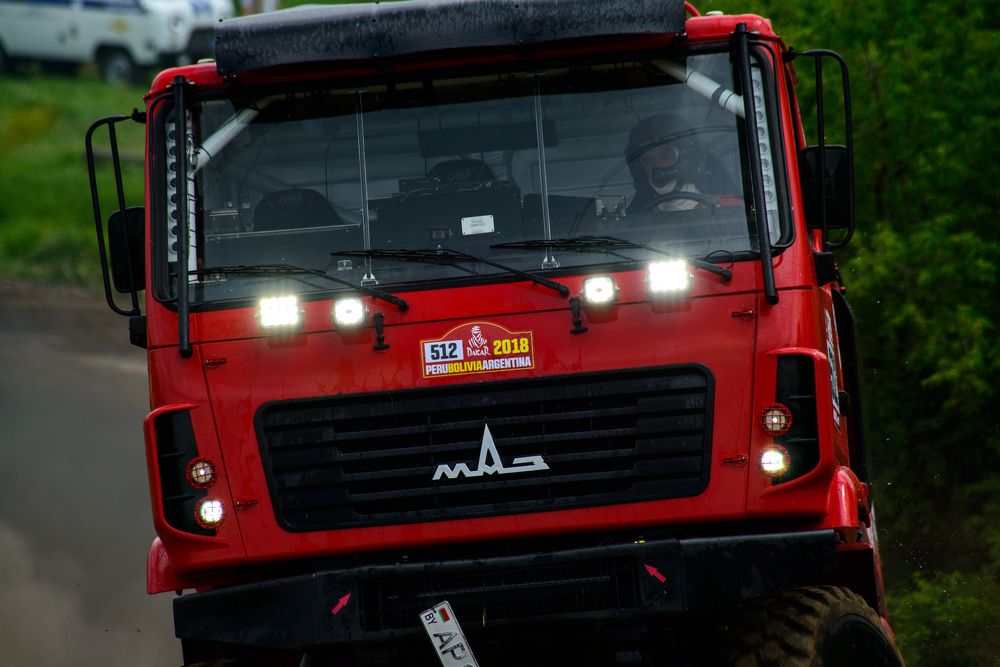 Лицом к лицу