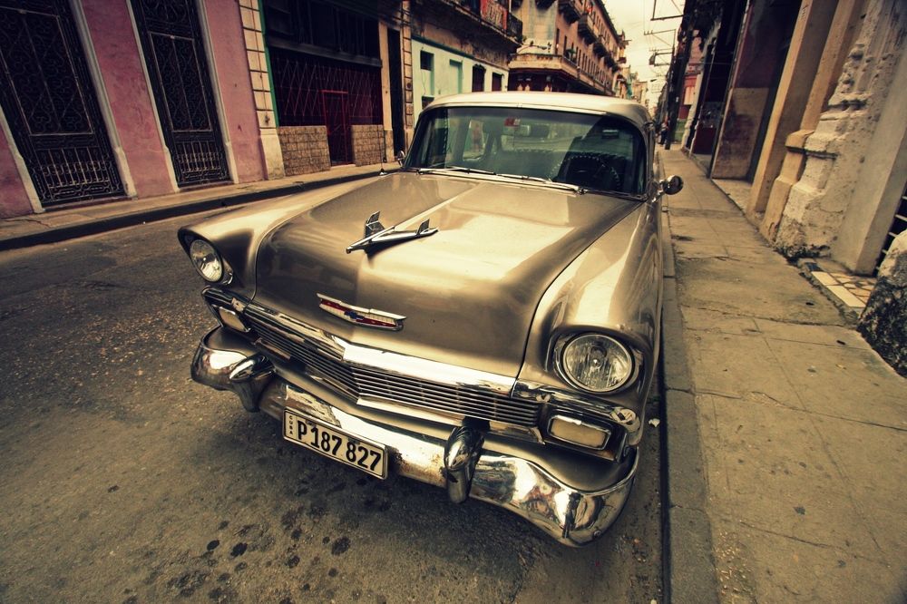 hAVANA cARS