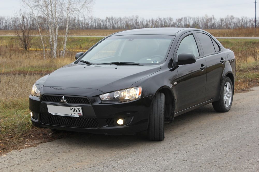 Mitsubishi Lancer