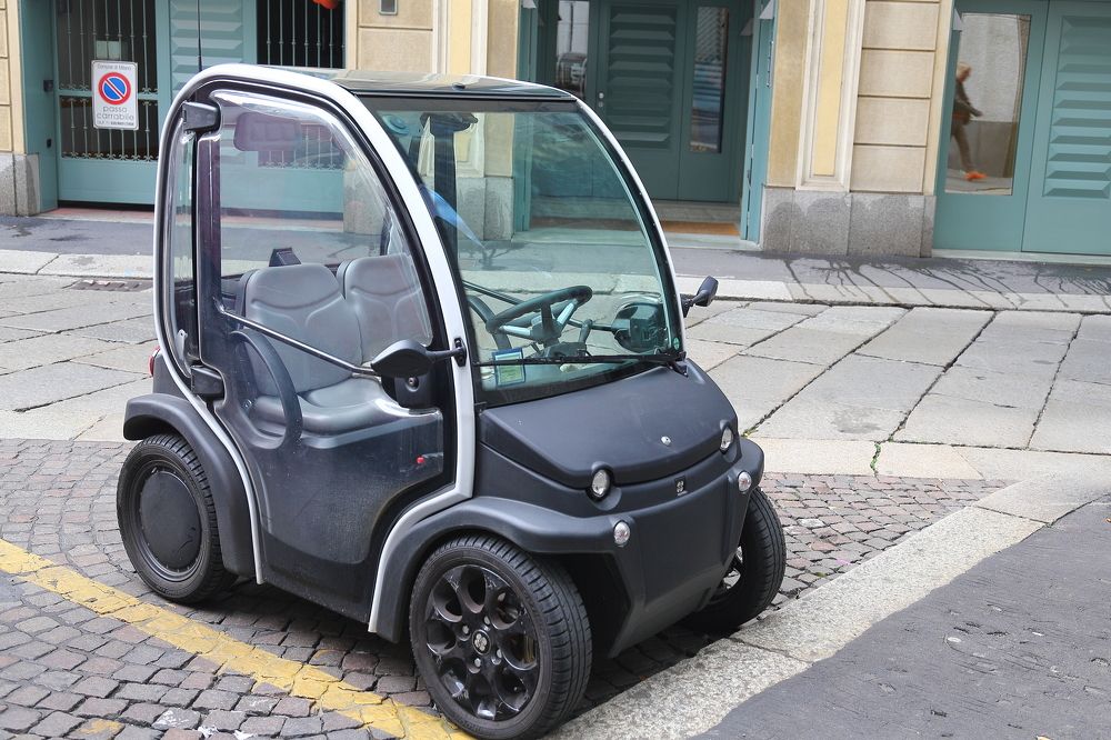 Мал да удал