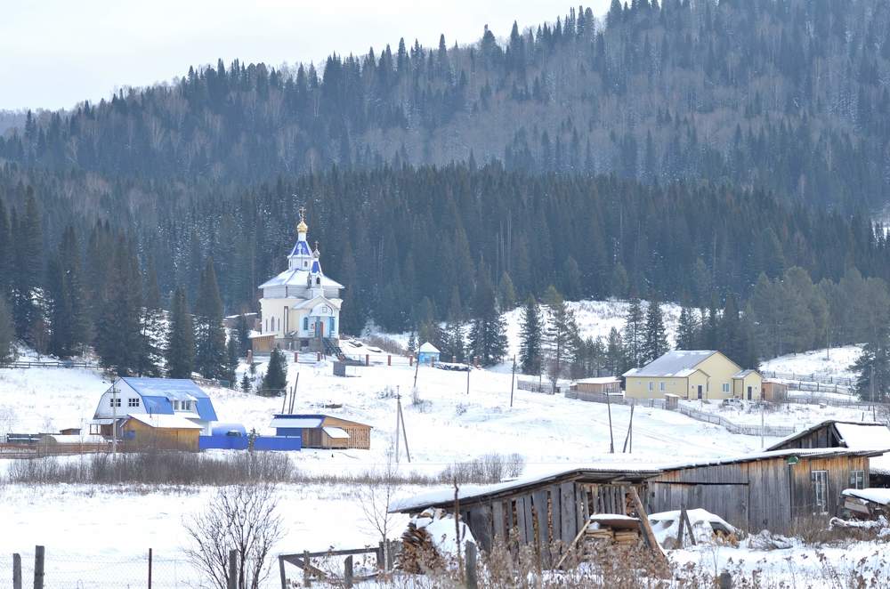 Церковь в горах