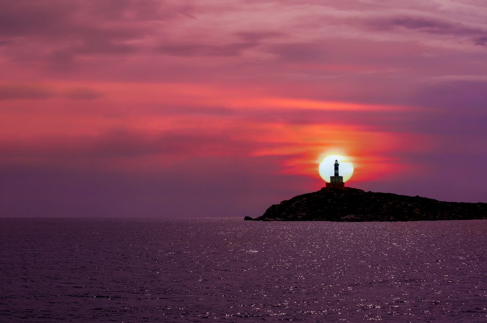 Faro dell'Isola dei Cavoli.