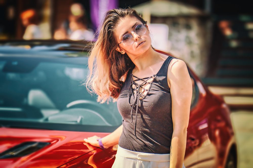 две красавицы