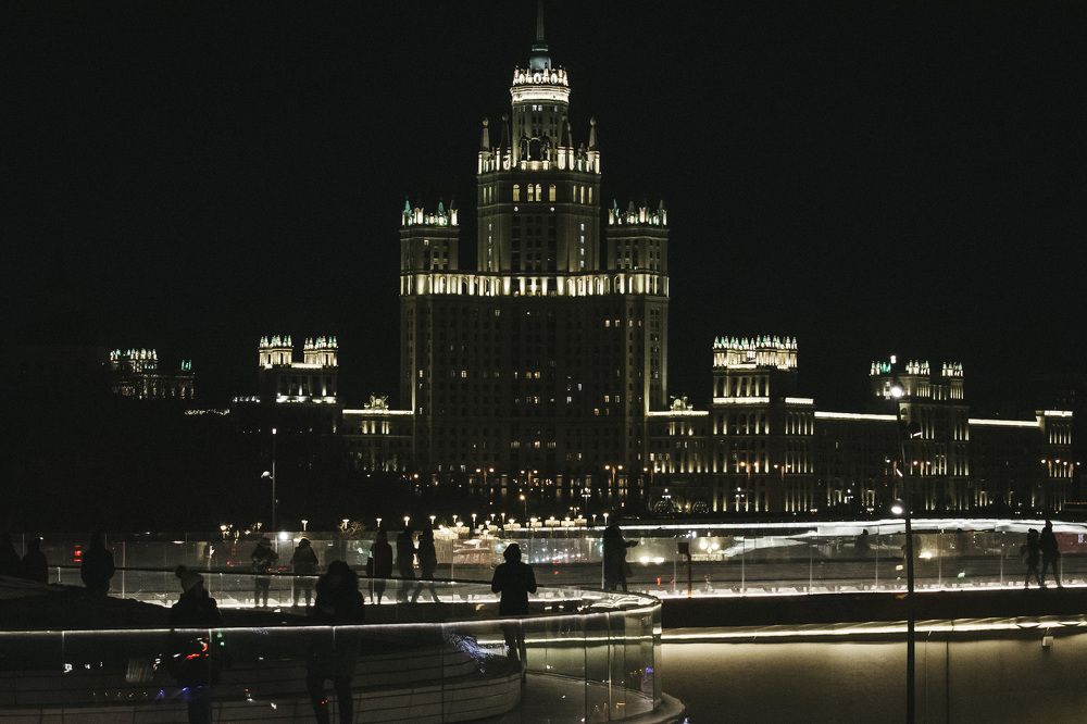 Высотка на Котельнической набережной