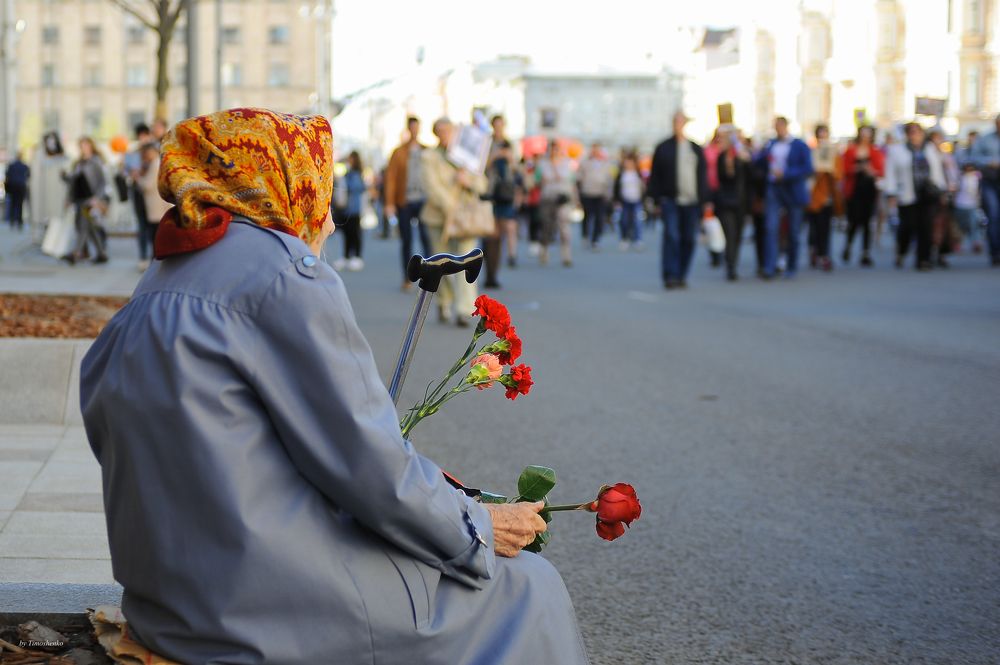 Здравствуй, мама, возвратились мы не все...