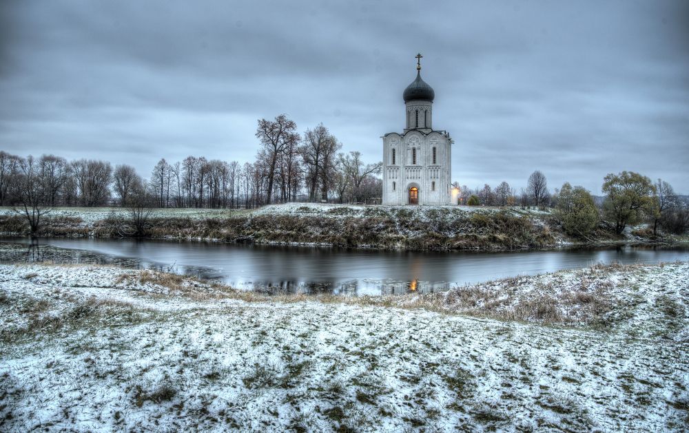 Первый снег на Нерли...
