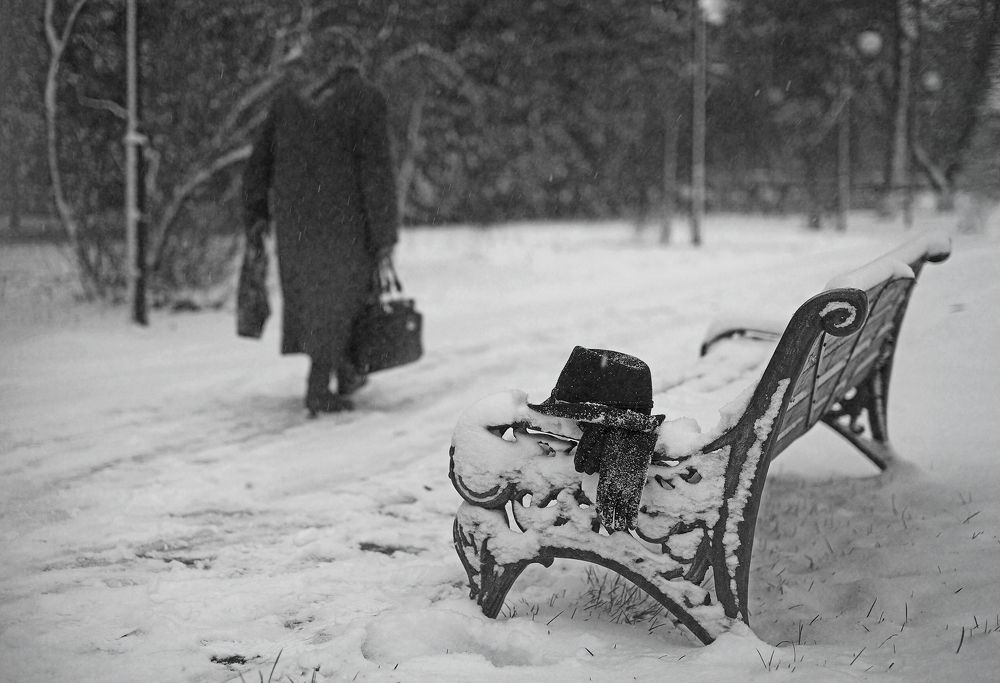 За годом год, за снегом снег...