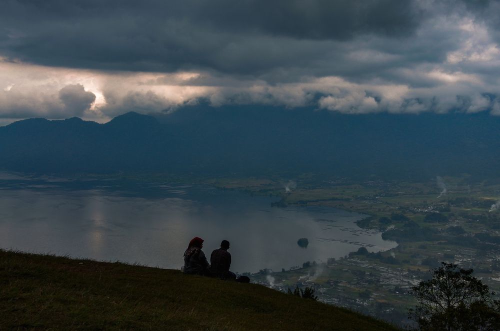 A Couple and Claudy Day